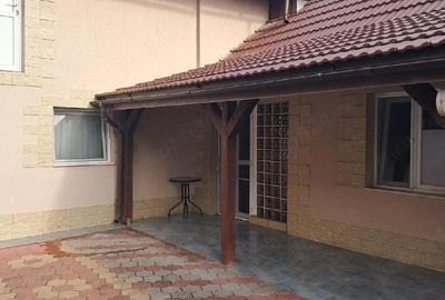 Casă cu Teren 800 Mp în Caporal Alexa - 2