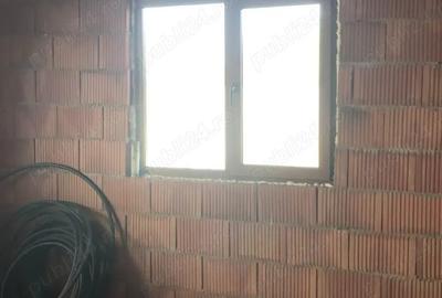 Vind Casa Peciu Nou - 2