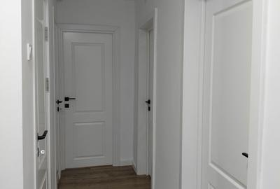 Apartament cu 3 camere decomandat în Astra - 1