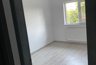 Apartament cu 3 camere decomandat în Central - 6