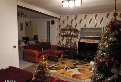 Casă cu 4 camere cu Teren 105 Mp în Central