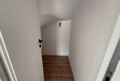 Duplex cu 5 camere cu Canalizare în Moșnița Nouă - 9
