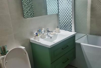 Central - Apartament lux, 64 mp utili + boxa 15 mp - 13