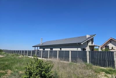 Casă cu 3 camere în Mândruloc - 6