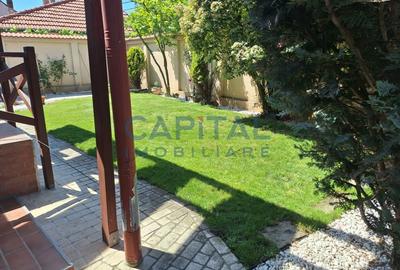 Casa, singur in curte, cu acces auto, ultracentral, Oradea, comision 0% - 2