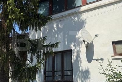 Casa rezidentiala de vanzare, cu 6 camere, 110 mp, zona Parcul Carol