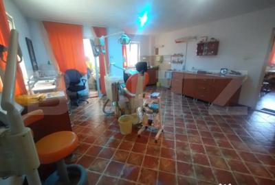 Spațiu comercial, de 70 mp, în Central - 6
