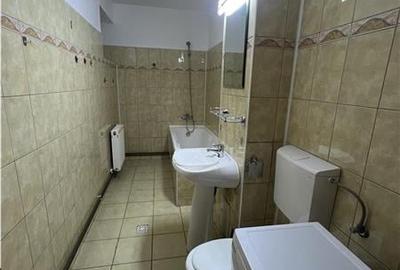 Apartament cu 2 camere la etaj 1 si loc de parcare zona Calea Dumbravi - 8