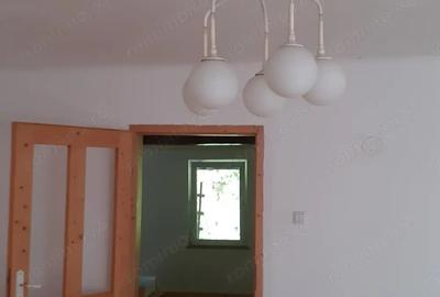 Casă cu 3 camere în Doman