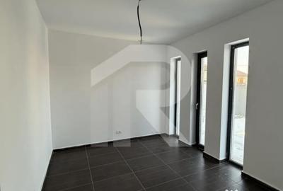 Casă cu 5 camere cu Teren 256 Mp în Corbeanca