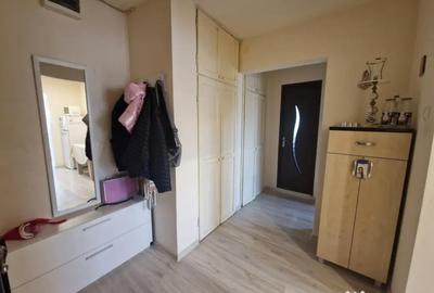 Apartament cu 2 camere decomandat în Hotvon - 6