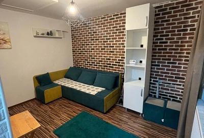 Garsonieră decomandată în Central - 1