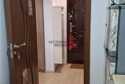 Garsoniera decomandata, et.3, bl.mixt, mobilata , utilata, Basarabia - Chisinau - 7