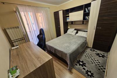 Apartament cu 2 camere decomandat în Stana - 1