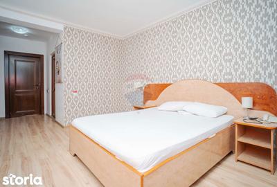 Spațiu comercial, de 1,855 mp, în Central - 9