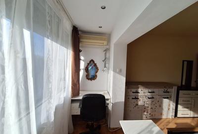 Apartament cu 3 camere decomandat, mobilat în Lipovei - 6