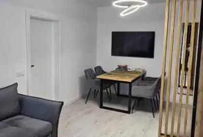 Apartament cu 3 camere decomandat în Central - 11