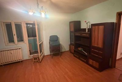 Apartament cu 2 camere decomandat în 13 Septembrie - 7