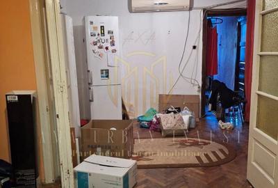 Agricultori vand 3 camere 75000 eur - 2