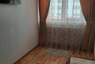 Apartament cu 3 camere decomandat în Central - 2