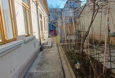 Casă cu 6 camere cu Teren 390 Mp în Central - 17