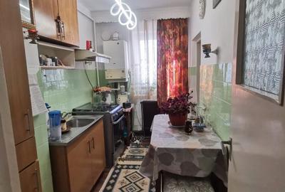 Apartament cu 3 camere decomandat în Central - 2