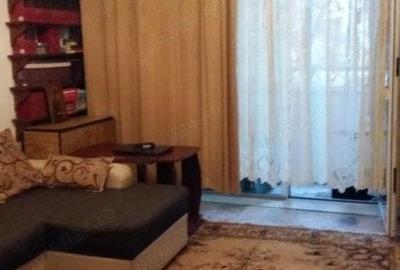 Apartament 3 camere circular 2/3 zona Salaj