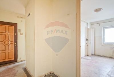 Apartament cu 3 camere semidecomandat în Griviței - 2