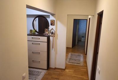 Apartament cu 3 camere decomandat, mobilat în Central - 3