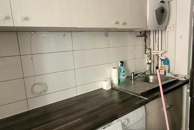 Garsonieră decomandată în Central