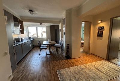 Apartament cu 3 camere decomandat în Central - 8