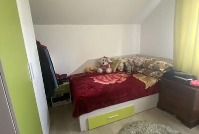 Casă cu 4 camere în Păun - 8