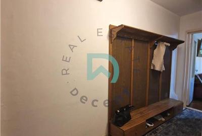 Apartament cu 3 camere decomandat, mobilat în Tractorul - 14