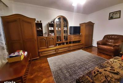 Apartament cu 3 camere în Cetate - 11