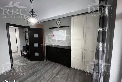 Apartament cu 3 camere semidecomandat, mobilat în Florești - 8