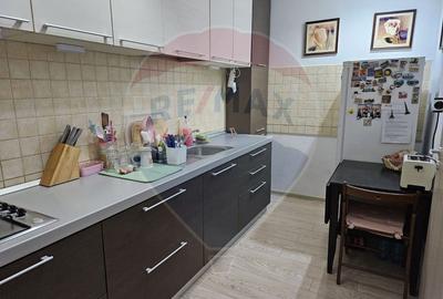 De vanzare - Apartament cu 3 camere in zona Doamna Ghica De vanzare - Apartament cu 3 camere in zona Doamna Ghica - 3