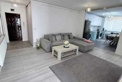 Apartament cu 3 camere semidecomandat, mobilat în Florești - 1