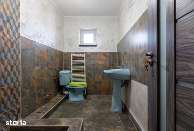 Apartament cu 3 camere în Traian - 14
