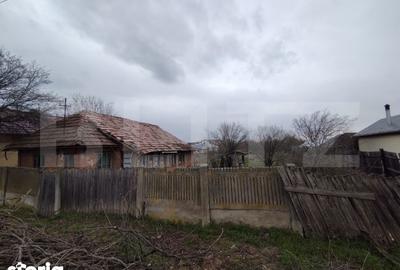 Casă cu 2 camere cu Teren 1006 Mp în Podari - 2