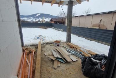 Casă cu 4 camere cu Teren 600 Mp în Unirea - 7