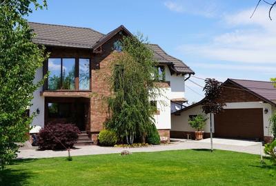 Casă cu 4 camere în Mihăești - 2