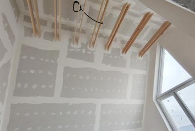 Casă cu 4 camere cu Canalizare în Dâmbul Rotund - 17