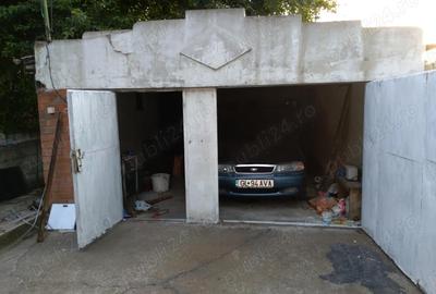Spațiu comercial, de 150 mp, în Central - 8
