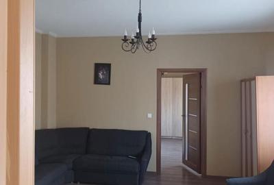 Apartament cu 3 camere semidecomandat în Horea - 9