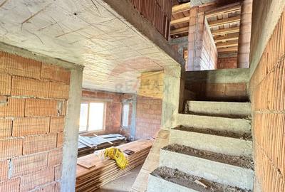 Casa cu 6 camere la rosu, intabulata in Zimandu Nou de v... Casa cu 6 camere la rosu, intabulata in Zimandu Nou de v... - 7