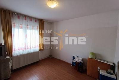 Apartament cu 3 camere decomandat în Vitan Mall - 5
