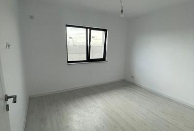 Casă cu 4 camere cu Teren 400 Mp în Clinceni - 7