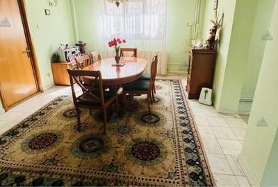 Casă individuală cu 5 camere cu Canalizare în Central - 7