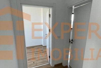 Apartament cu 2 camere decomandat în Tomis Nord - 9
