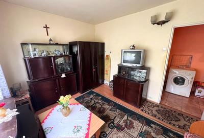 Apartament cu 3 camere în Micro 16 - 2